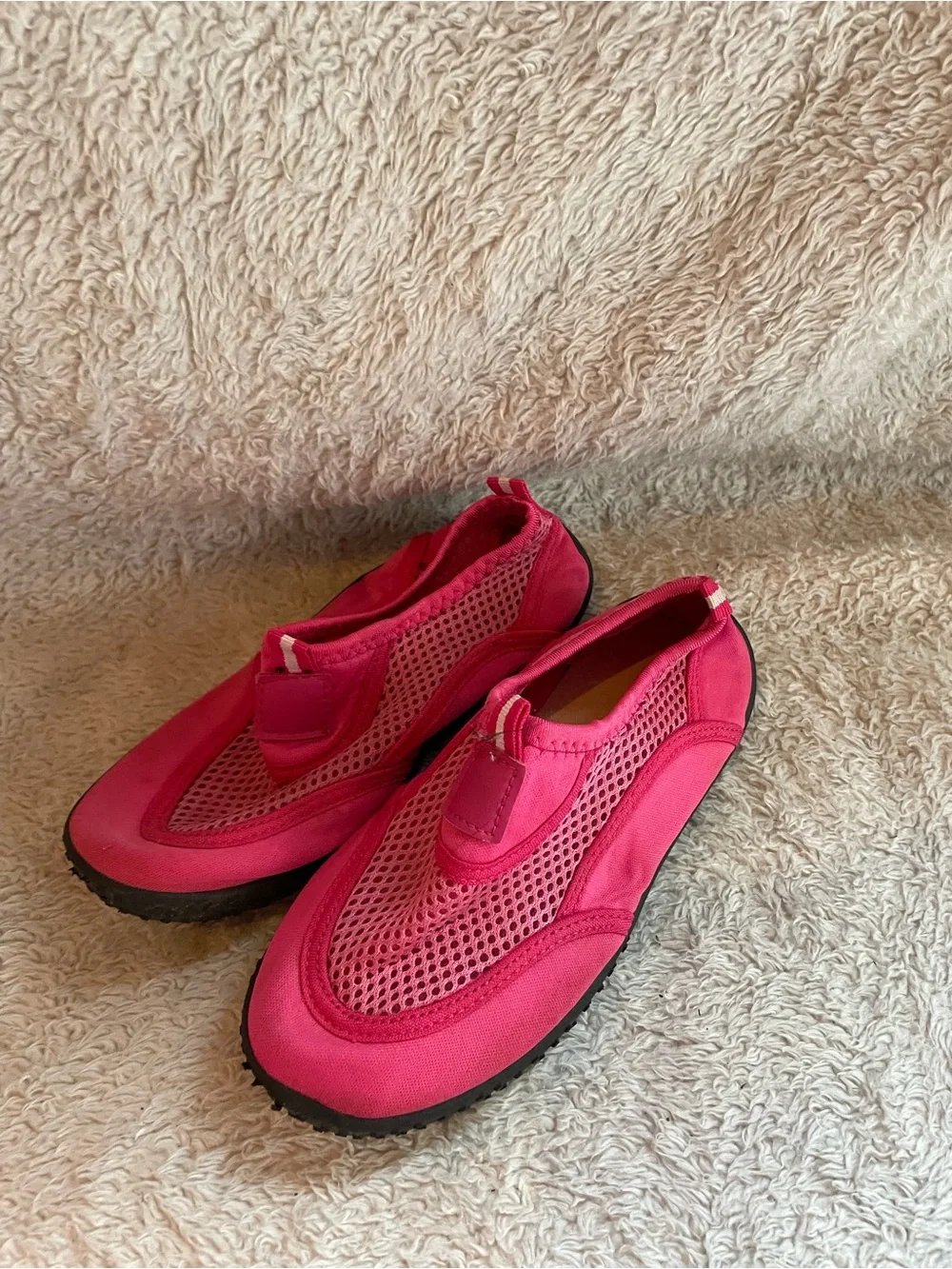 Women's Pink Slip-On Mesh Walking Shoes